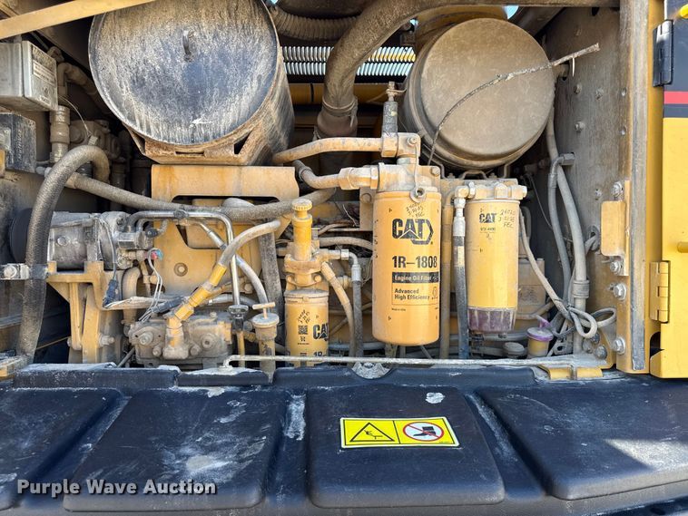 image for item DY8367 2007 Caterpillar 140H motor grader