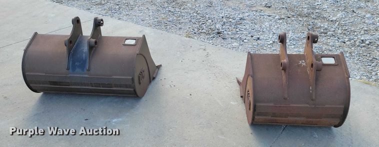 image for item DZ6733 (2) WB excavator buckets