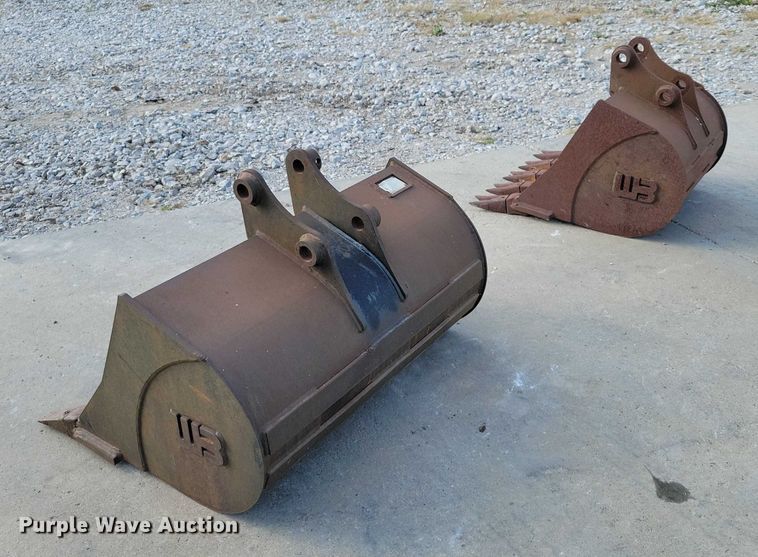 image for item DZ6733 (2) WB excavator buckets