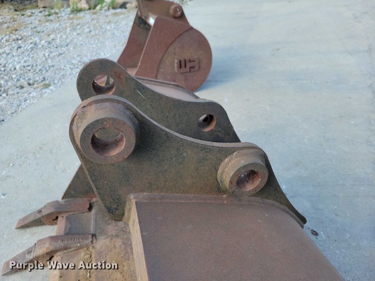 image for item DZ6733 (2) WB excavator buckets