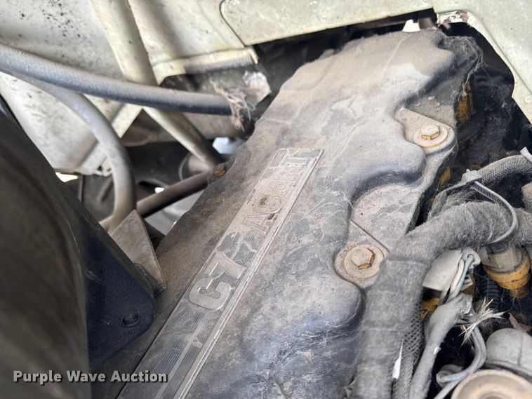 image for item EA2008 2004 Ford F750 crane truck