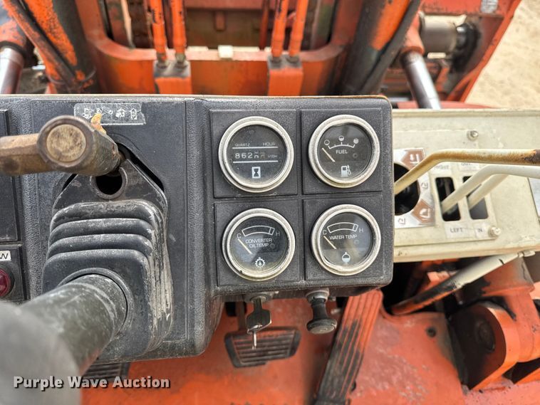 image for item EA2009 Nissan DF05A70V forklift