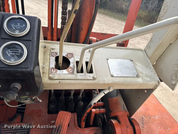 image for item EA2009 Nissan DF05A70V forklift