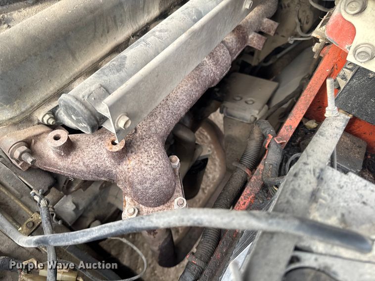 image for item EA2009 Nissan DF05A70V forklift