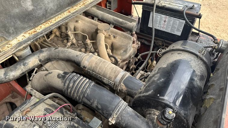 image for item EA2009 Nissan DF05A70V forklift