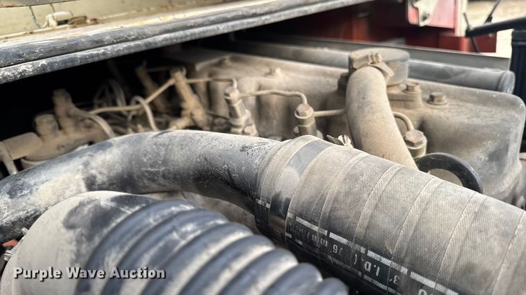 image for item EA2009 Nissan DF05A70V forklift