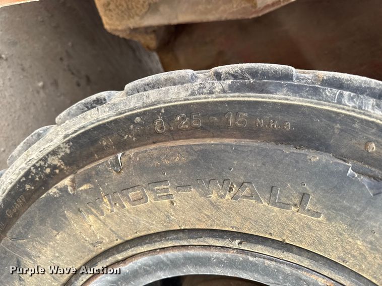 image for item EA2009 Nissan DF05A70V forklift