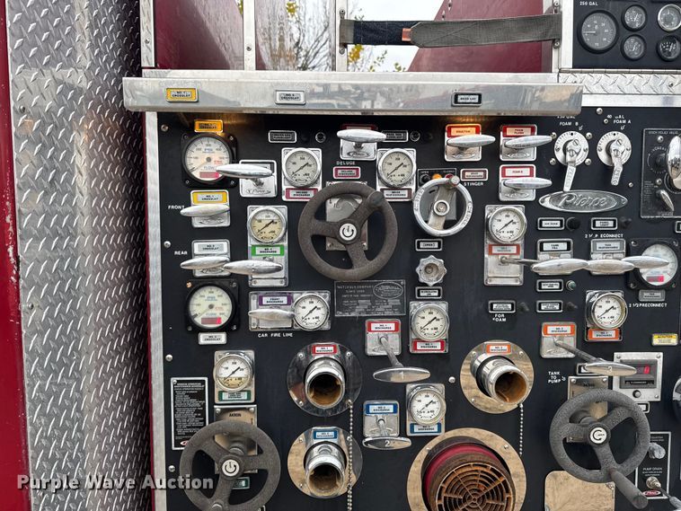 image for item EA2011 1998 Pierce Tilt Cab fire truck