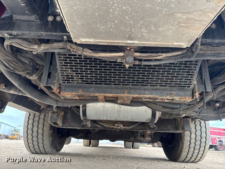 image for item EA2011 1998 Pierce Tilt Cab fire truck