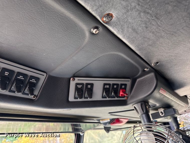 image for item EA2011 1998 Pierce Tilt Cab fire truck