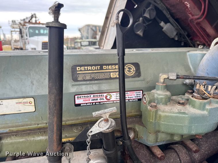 image for item EA2011 1998 Pierce Tilt Cab fire truck