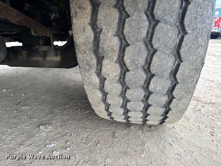 image for item EA2011 1998 Pierce Tilt Cab fire truck