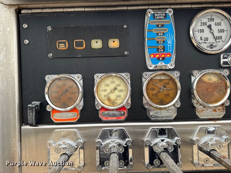 image for item EA2012 2004 American LaFrance Metro pumper fire truck