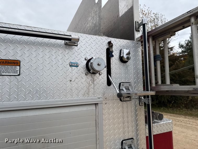 image for item EA2012 2004 American LaFrance Metro pumper fire truck