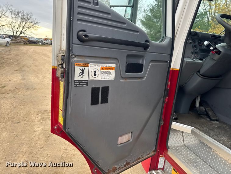 image for item EA2012 2004 American LaFrance Metro pumper fire truck