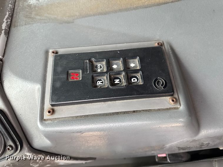 image for item EA2012 2004 American LaFrance Metro pumper fire truck