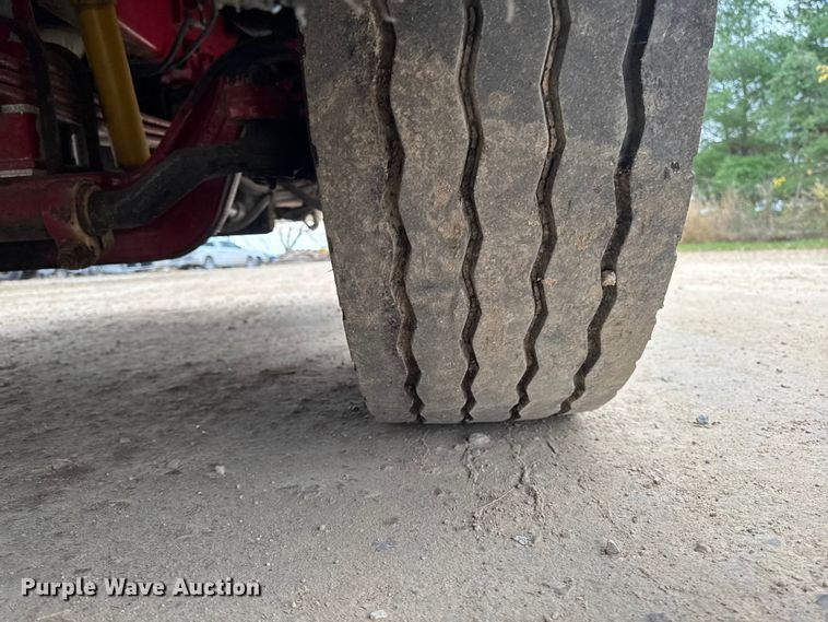 image for item EA2012 2004 American LaFrance Metro pumper fire truck