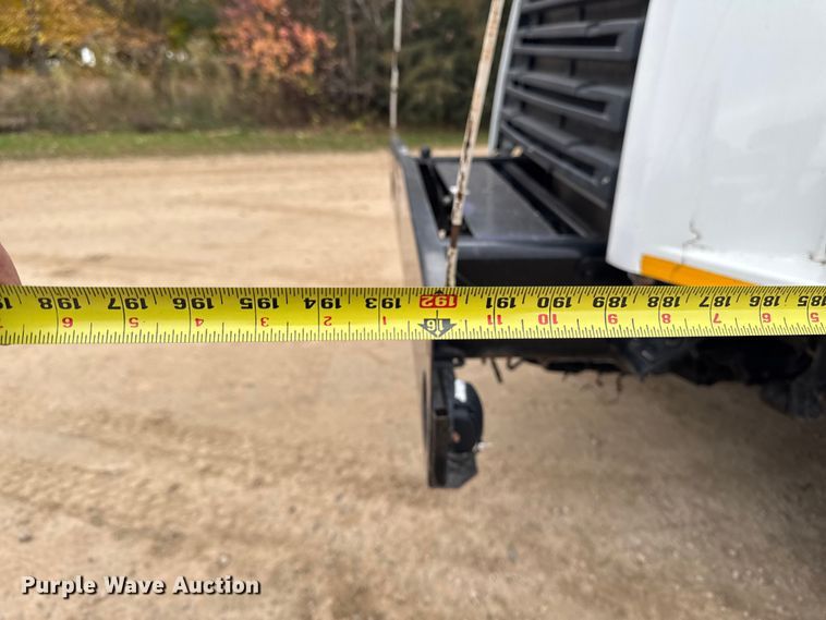 image for item EA2014 2014 Freightliner 114SD crane truck