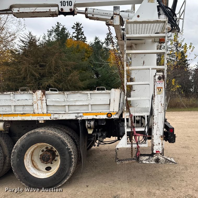 image for item EA2014 2014 Freightliner 114SD crane truck