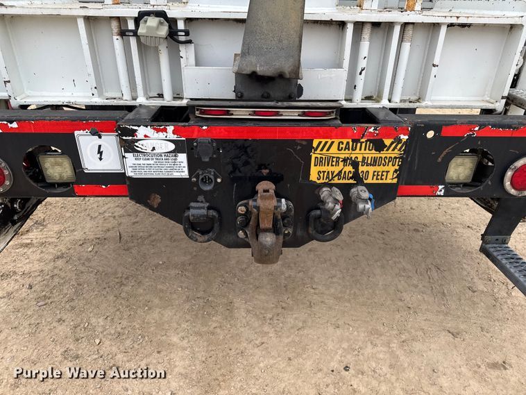 image for item EA2014 2014 Freightliner 114SD crane truck