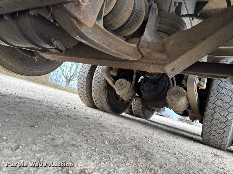 image for item EA2014 2014 Freightliner 114SD crane truck