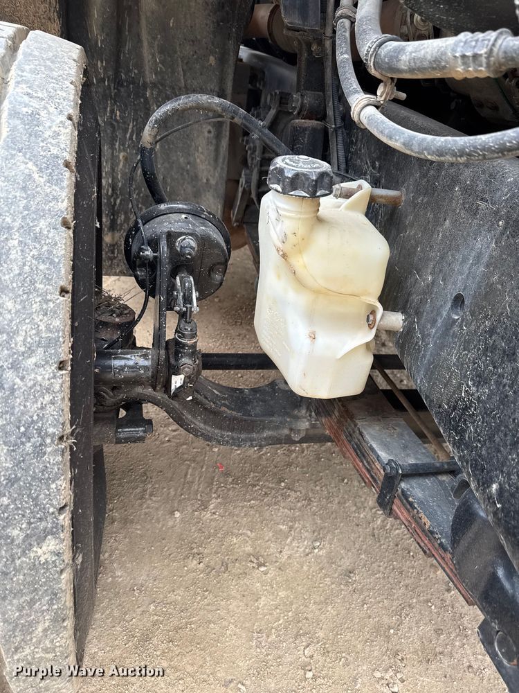 image for item EA2014 2014 Freightliner 114SD crane truck