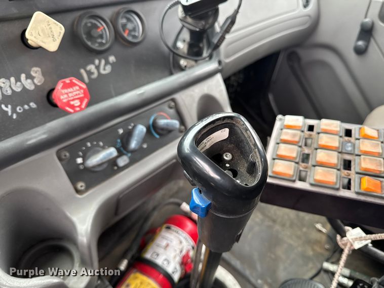 image for item EA2014 2014 Freightliner 114SD crane truck