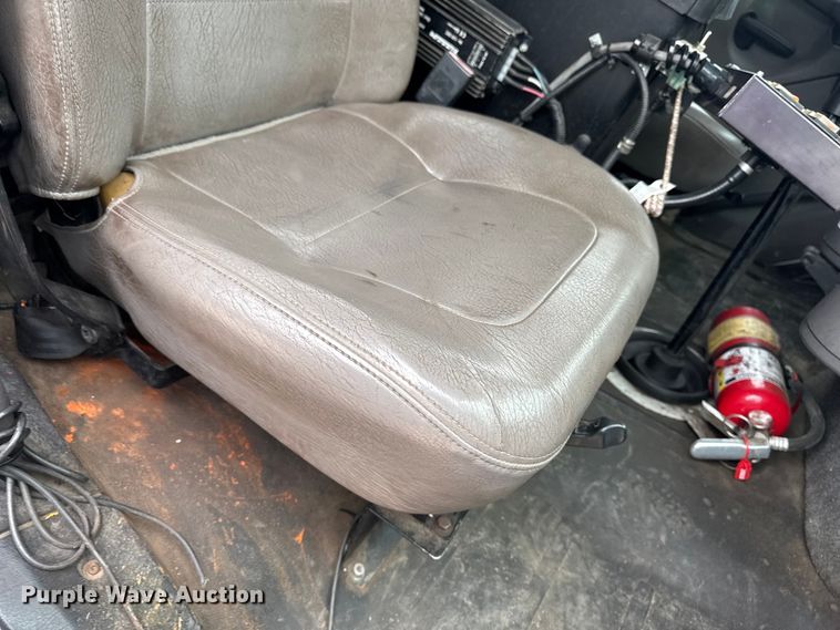 image for item EA2014 2014 Freightliner 114SD crane truck