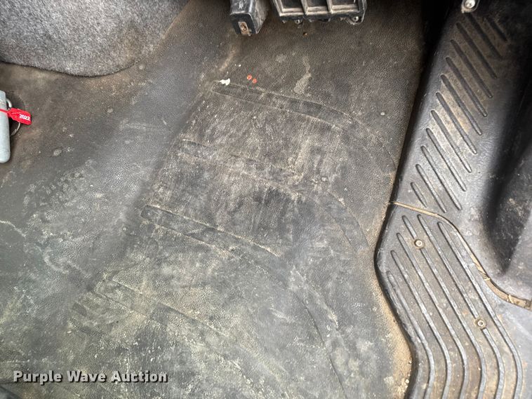 image for item EA2014 2014 Freightliner 114SD crane truck