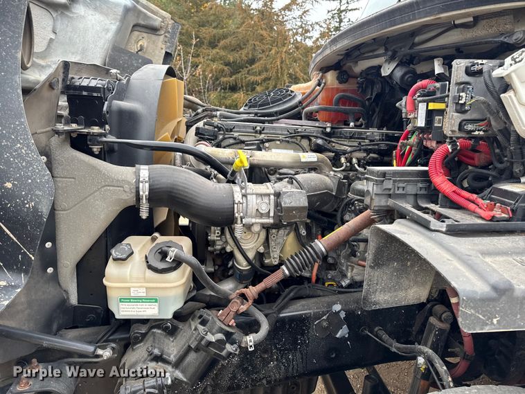 image for item EA2014 2014 Freightliner 114SD crane truck