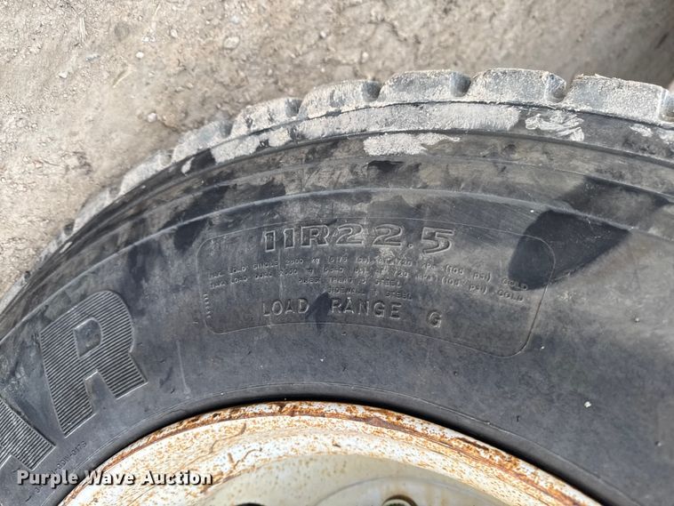 image for item EA2014 2014 Freightliner 114SD crane truck