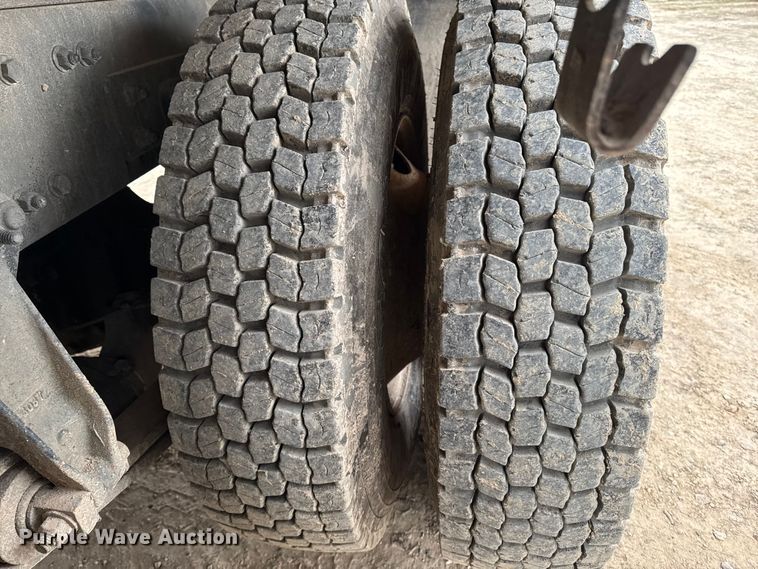 image for item EA2014 2014 Freightliner 114SD crane truck