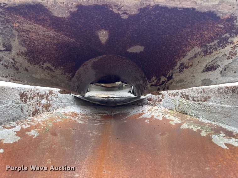 image for item EA2016 2001 Mack RD690S ready mix truck