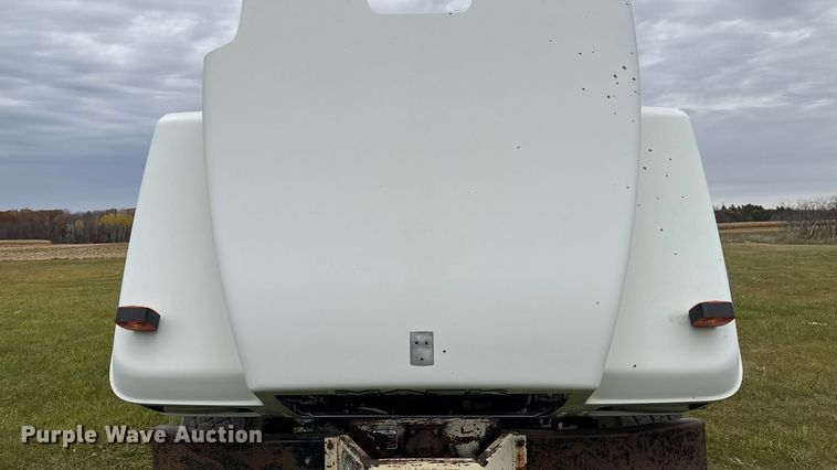 image for item EA2016 2001 Mack RD690S ready mix truck