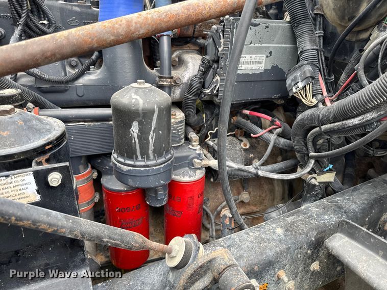 image for item EA2016 2001 Mack RD690S ready mix truck