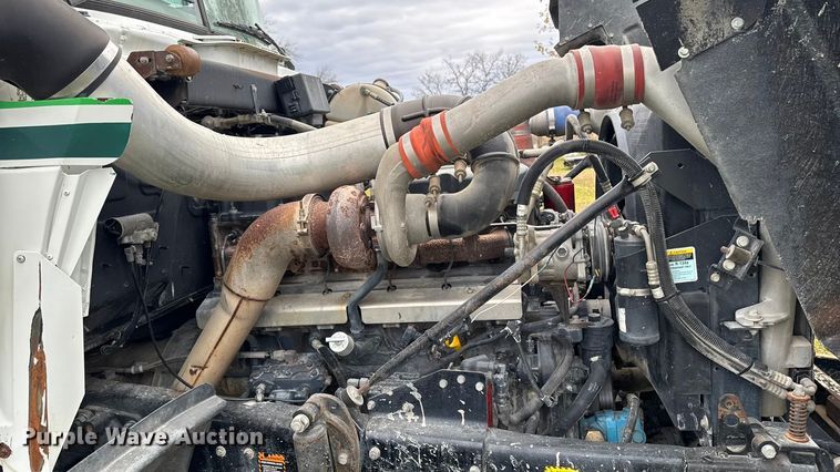 image for item EA2016 2001 Mack RD690S ready mix truck