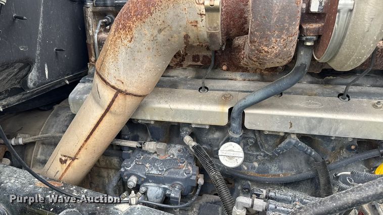 image for item EA2016 2001 Mack RD690S ready mix truck