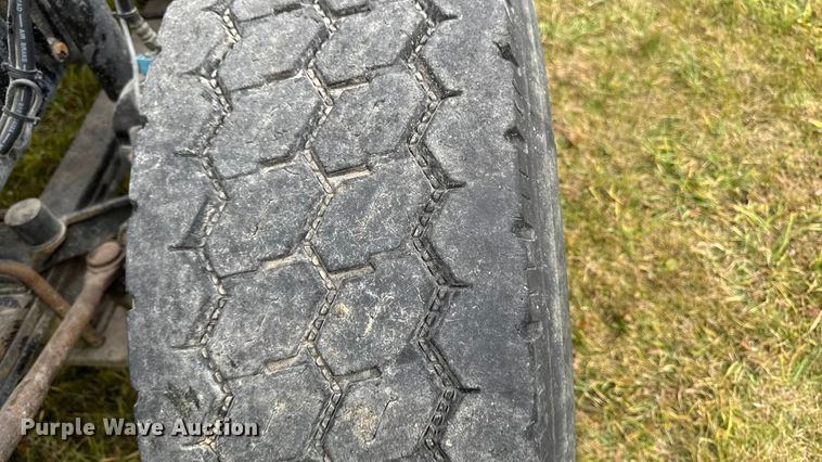 image for item EA2016 2001 Mack RD690S ready mix truck