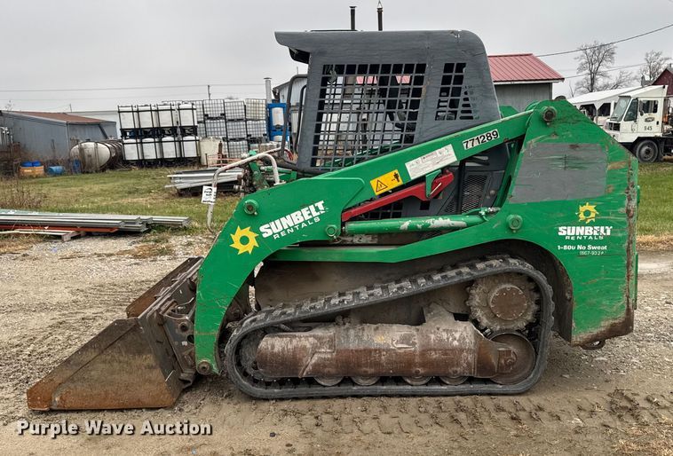 image for item EA2090 2015 Takeuchi TL8 tracked skid steer loader
