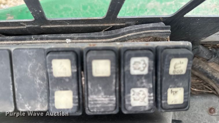 image for item EA2090 2015 Takeuchi TL8 tracked skid steer loader