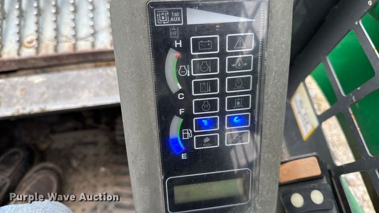 image for item EA2090 2015 Takeuchi TL8 tracked skid steer loader