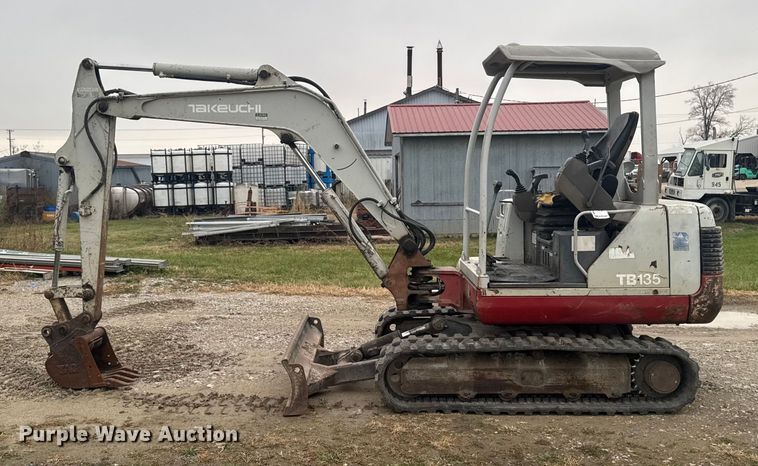 image for item EA2091 2006 Takeuchi TB135 mini excavator