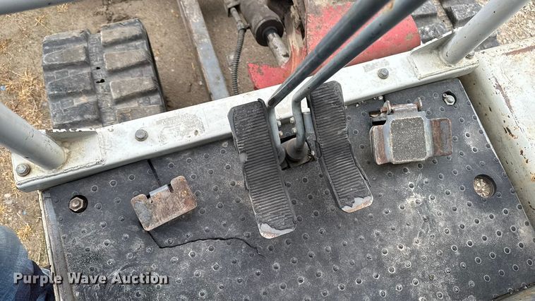 image for item EA2091 2006 Takeuchi TB135 mini excavator