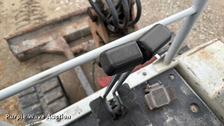image for item EA2091 2006 Takeuchi TB135 mini excavator