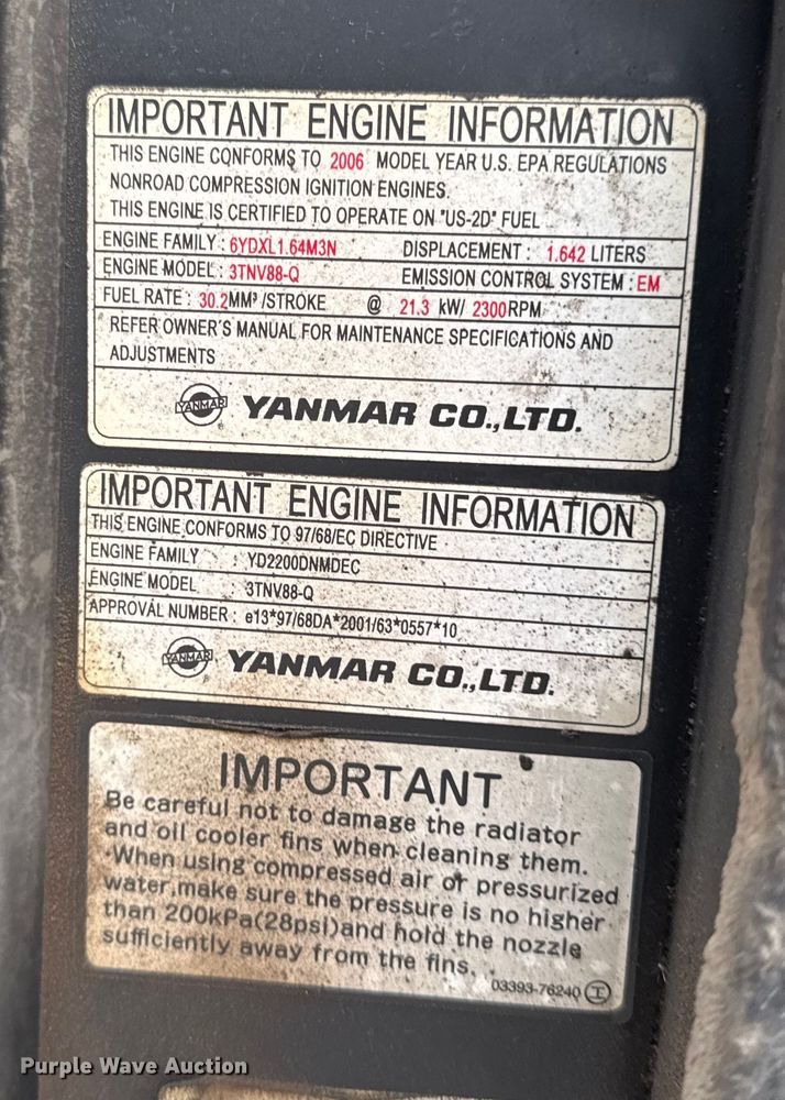 image for item EA2091 2006 Takeuchi TB135 mini excavator