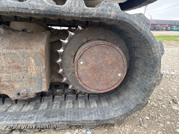 image for item EA2091 2006 Takeuchi TB135 mini excavator