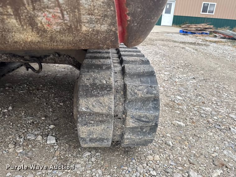 image for item EA2091 2006 Takeuchi TB135 mini excavator