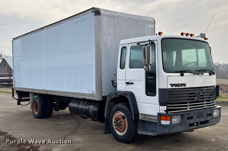image for item EA2108 1993 Volvo FE box truck