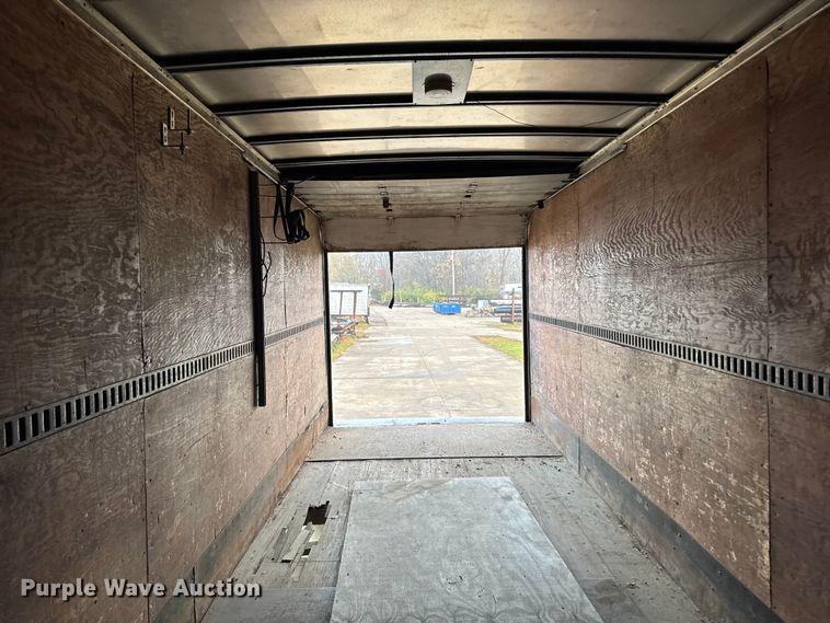 image for item EA2108 1993 Volvo FE box truck