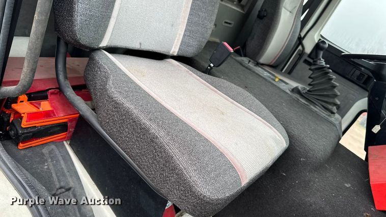 image for item EA2108 1993 Volvo FE box truck